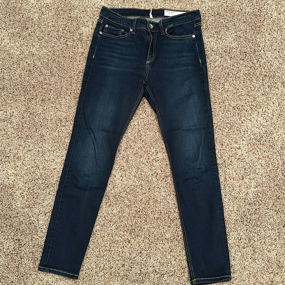 Women’s Rag & Bone skinny jeans